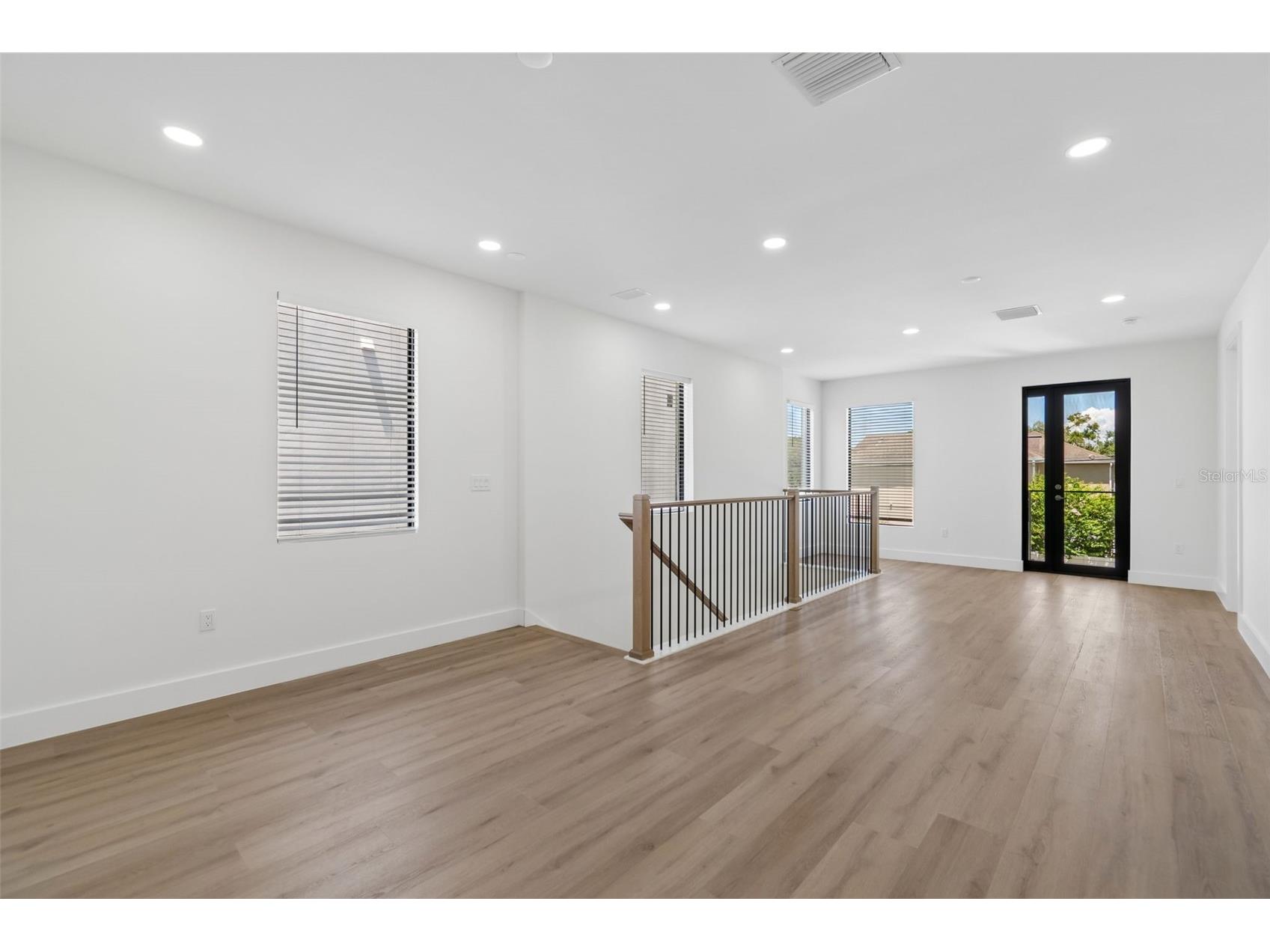 6403 S Richard Avenue Tampa FL 33616 TB8523550 image36