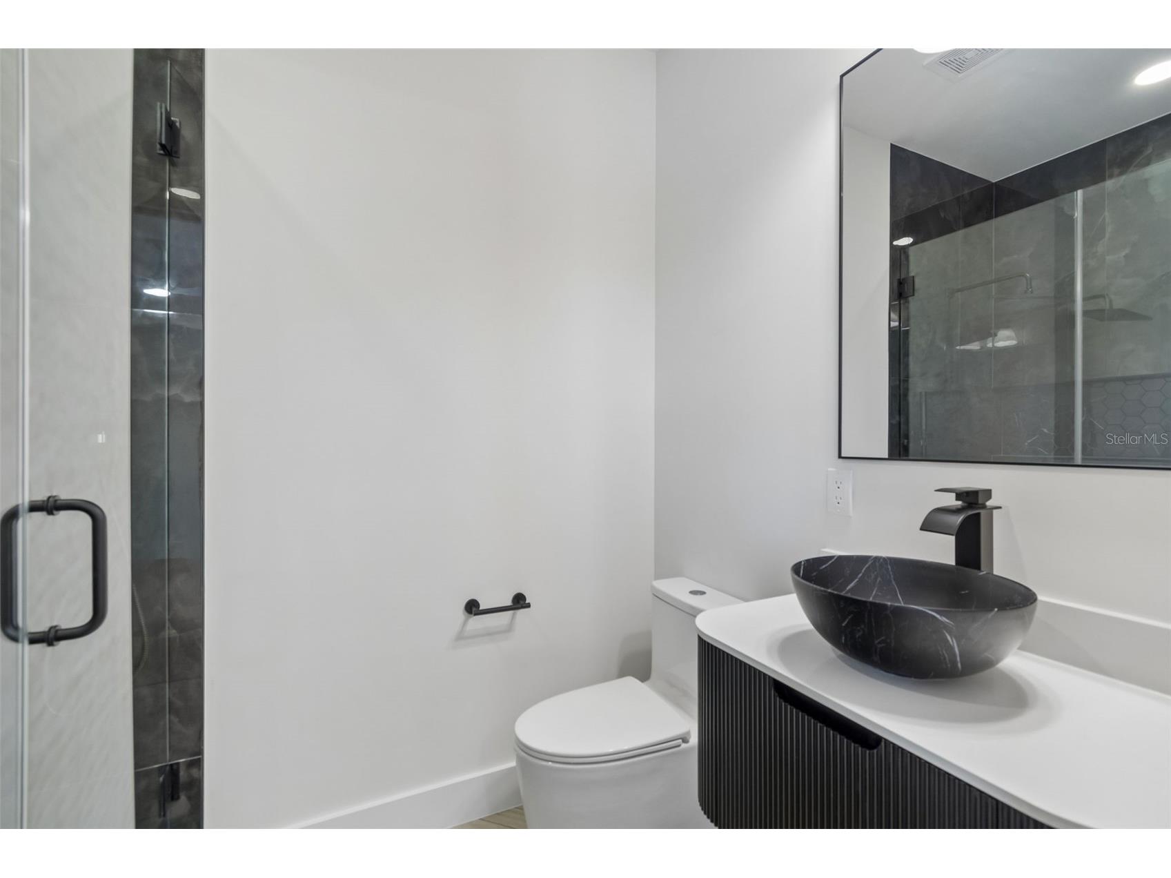 6403 S Richard Avenue Tampa FL 33616 TB8523550 image60
