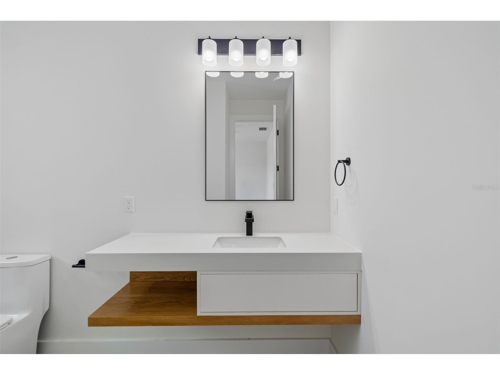 6403 S Richard Avenue Tampa FL 33616 TB8523550 image64
