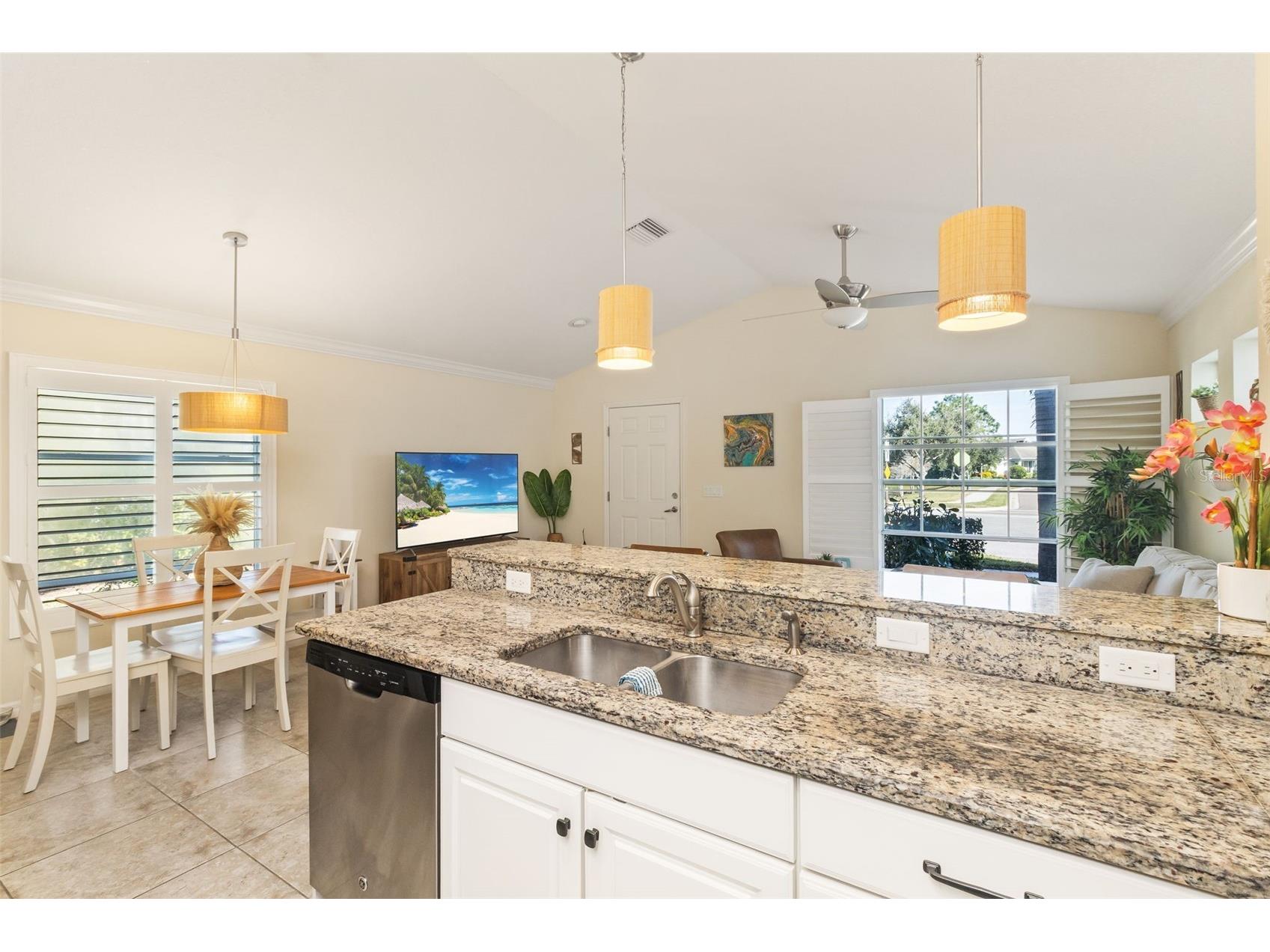 6404 Autumn Woods Way Sarasota FL 34243 N6142789 image11