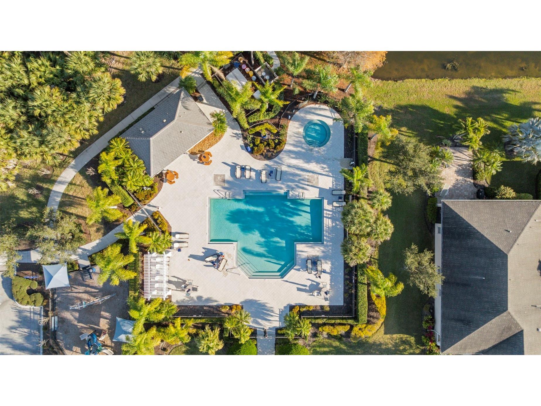 6404 Autumn Woods Way Sarasota FL 34243 N6142789 image25