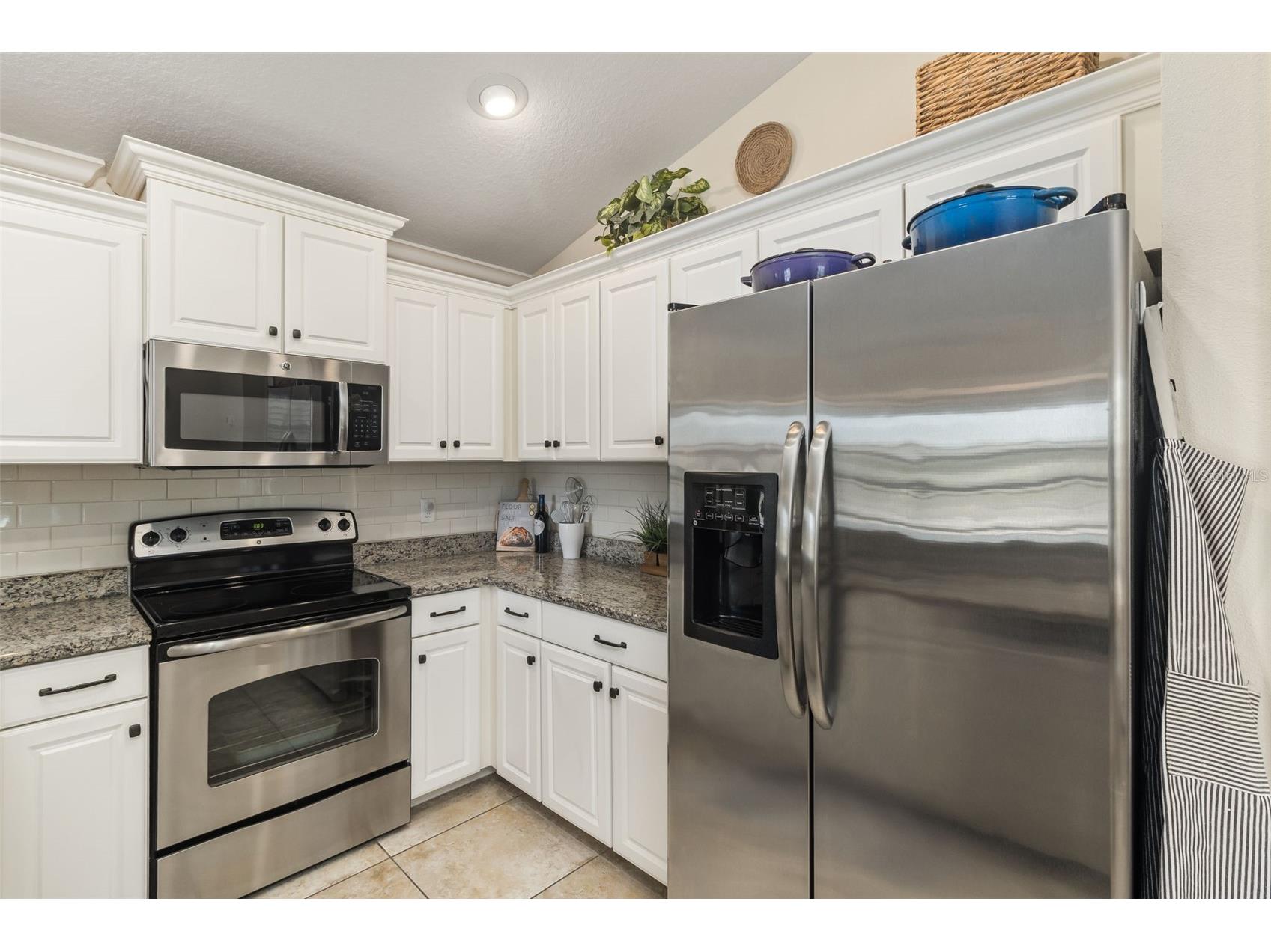 6404 Autumn Woods Way Sarasota FL 34243 N6142789 image9