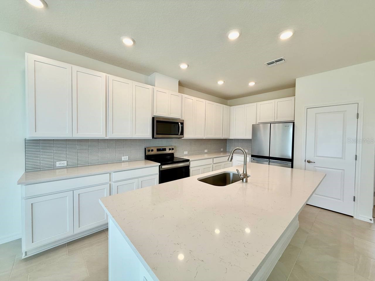 6404 Jensen View Avenue Apollo Beach FL 33572 TB8525035 image8