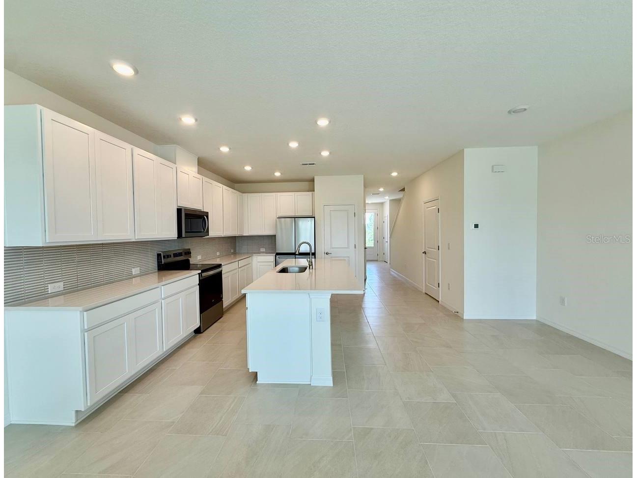 6404 Jensen View Avenue Apollo Beach FL 33572 TB8525035 image9