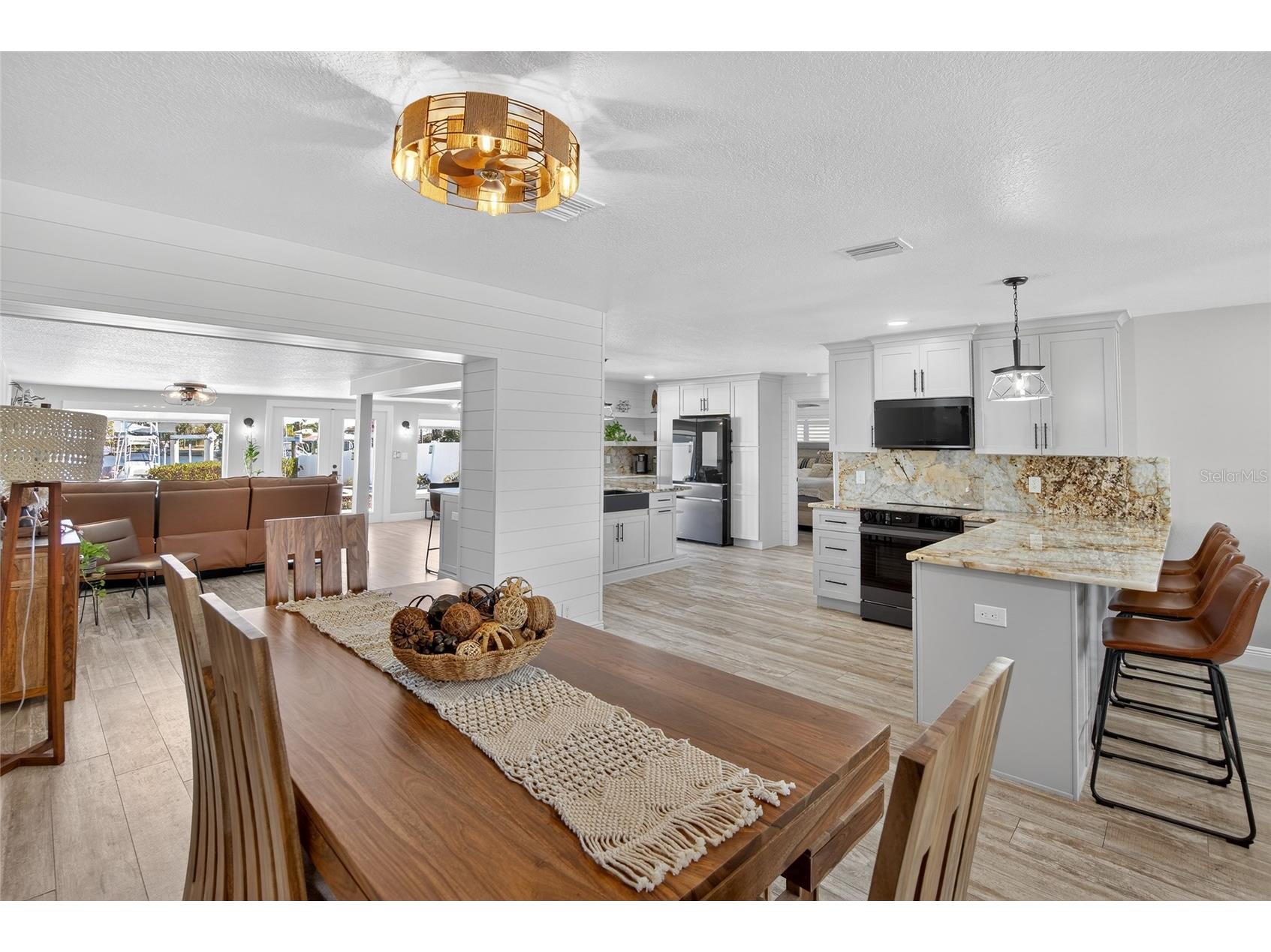 6404 Lake Sunrise Drive Apollo Beach FL 33572 - BAL HARBOUR TB8474134 image11