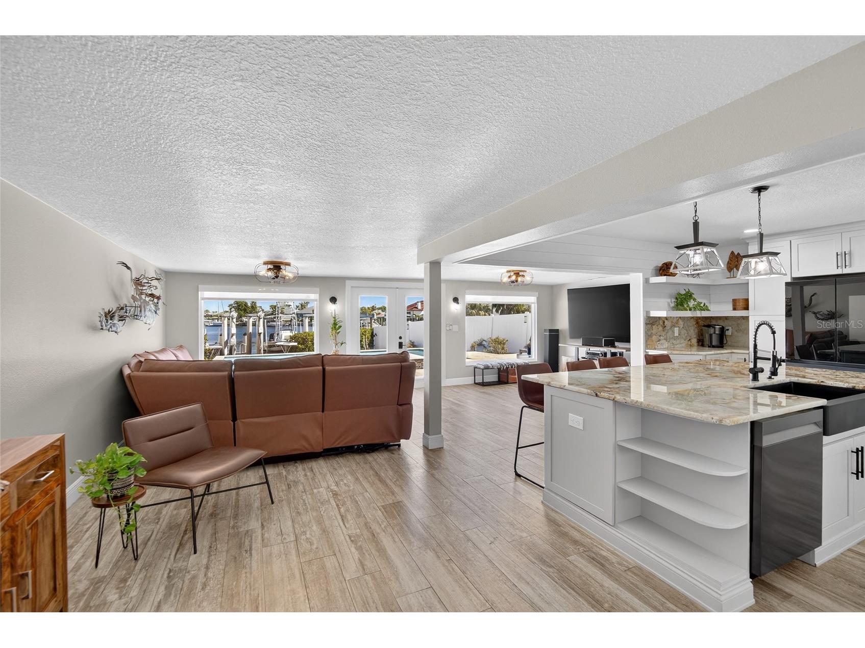 6404 Lake Sunrise Drive Apollo Beach FL 33572 - BAL HARBOUR TB8474134 image13