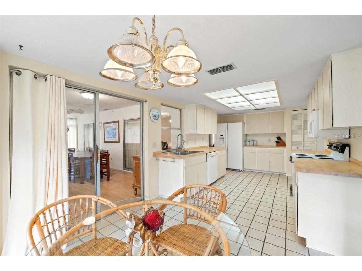 6404 Lost Tree Lane Spring Hill FL 34606 W7880575 image24