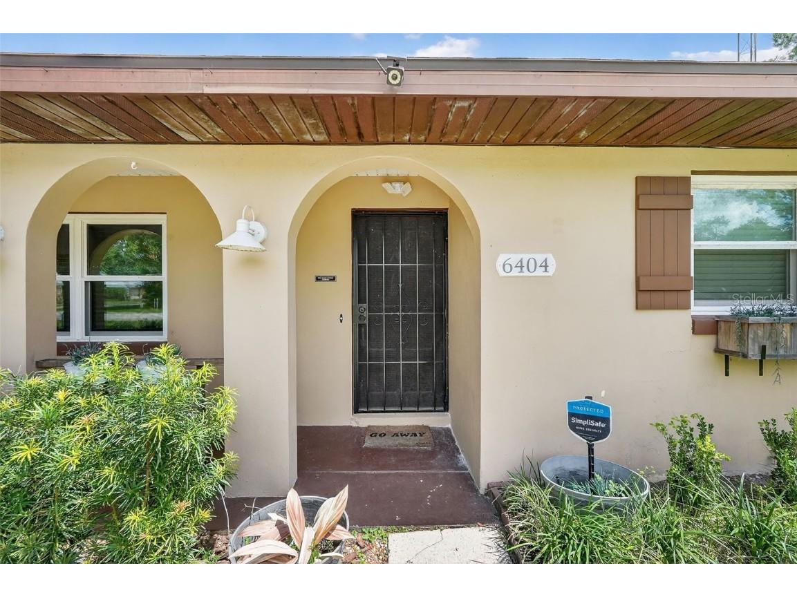 6404 Mattee Drive Sebring FL 33875 - LAKE CHARLOTTE TB8419585 image1