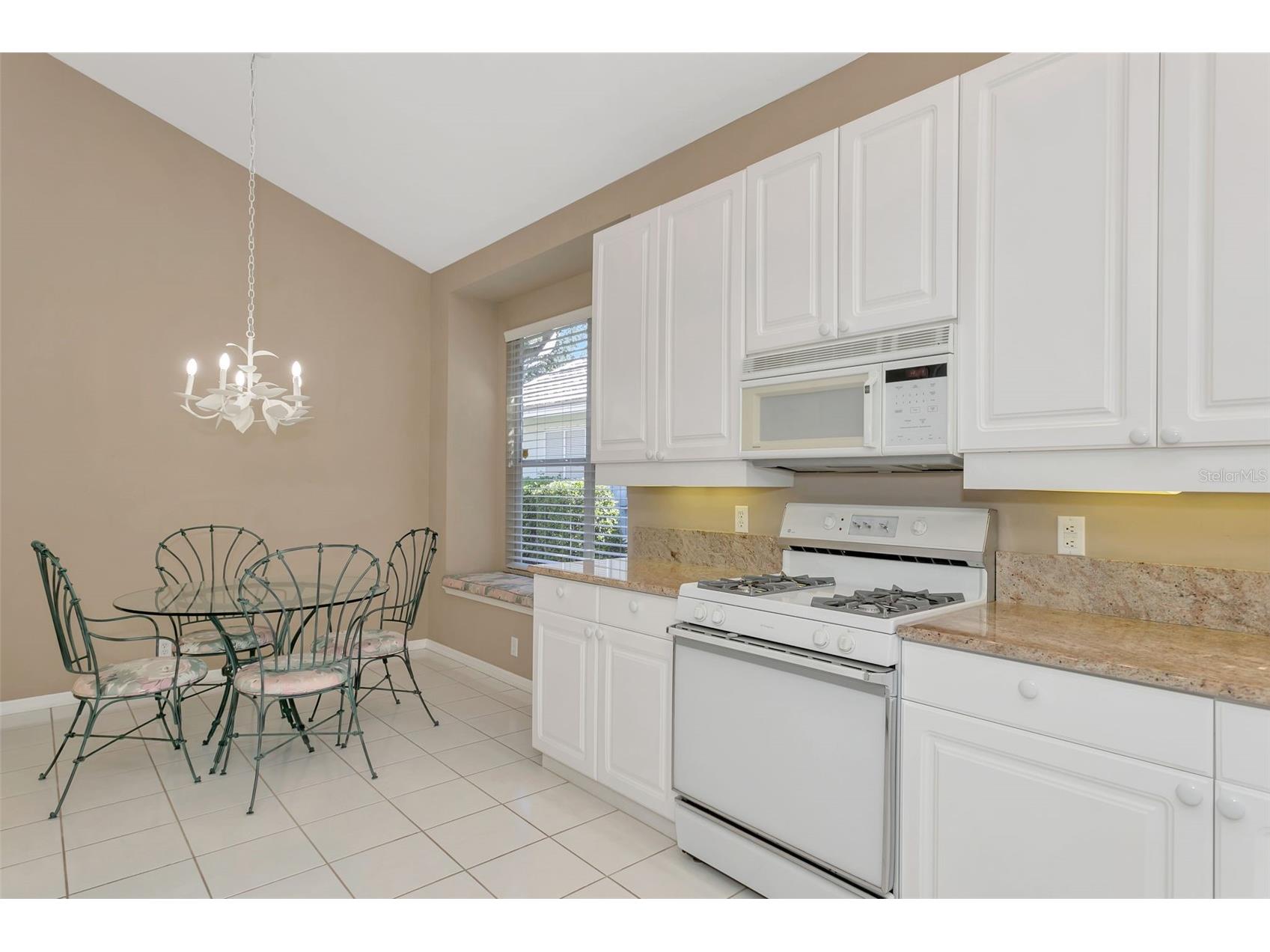 6404 Wentworth Crossing University Park FL 34201 A4677067 image30