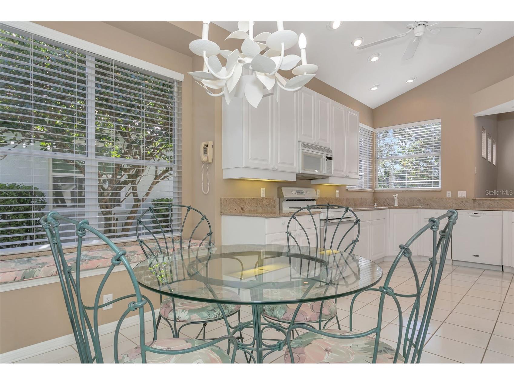 6404 Wentworth Crossing University Park FL 34201 A4677067 image33