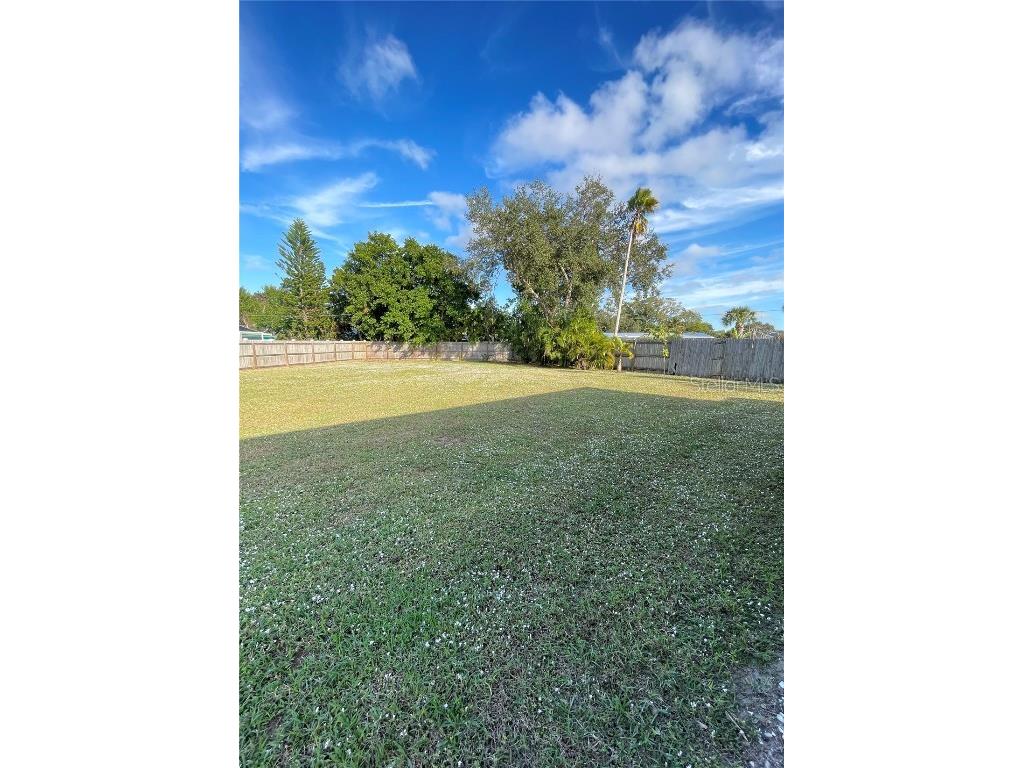6405 White Sands Terrace Sarasota FL 34231 A4669068 image14