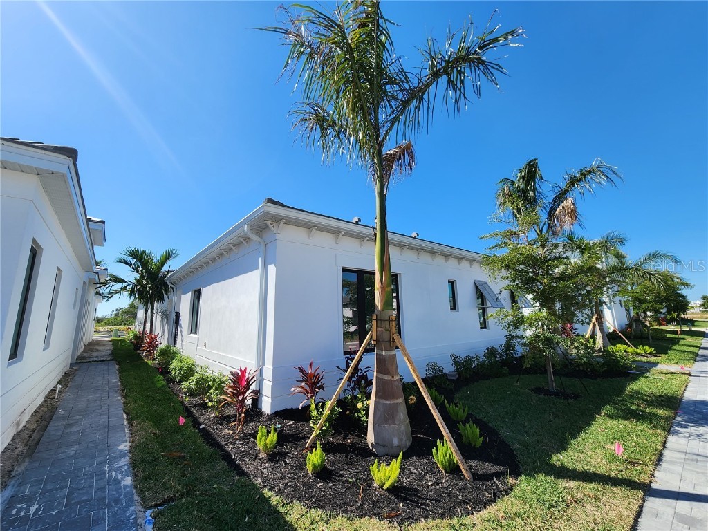 6406 Turtle Grass Drive Bradenton FL 34210 A4588317 image1