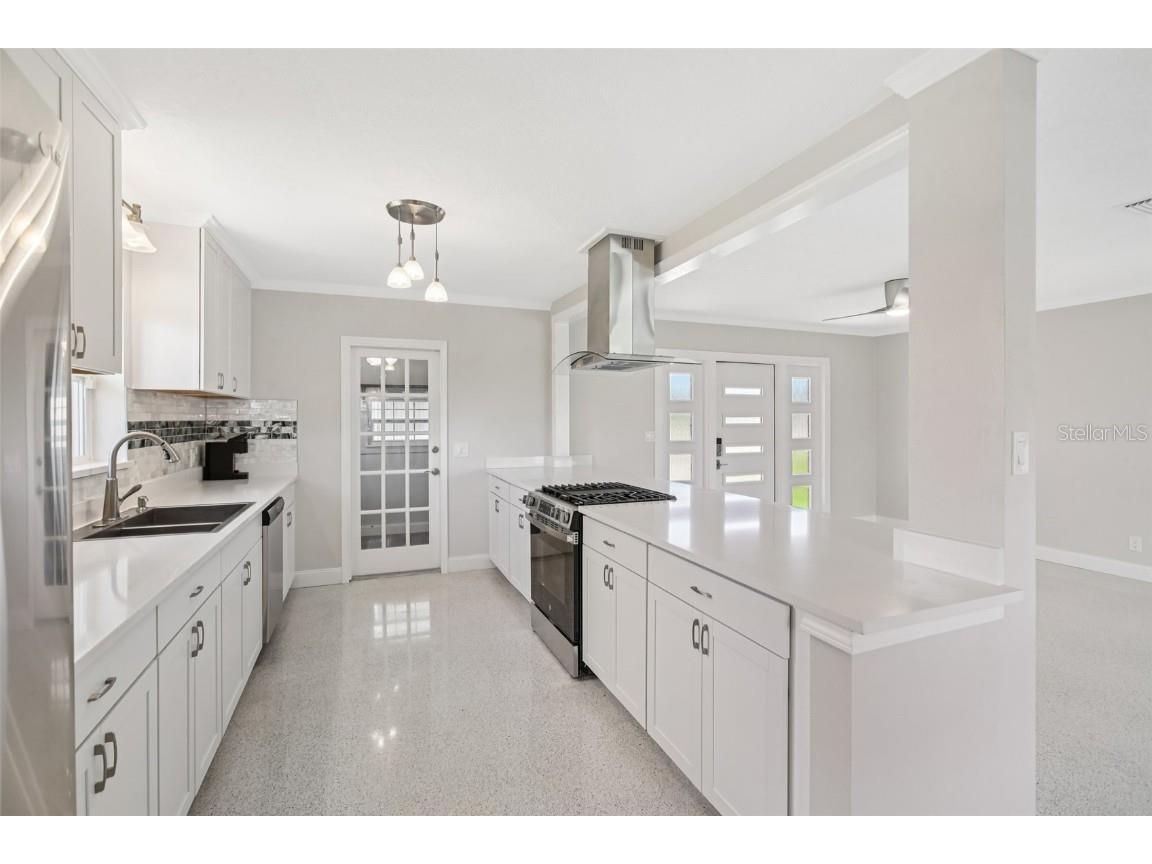 6407 1st Palm Point Saint Pete Beach FL 33706 TB8390901 image16