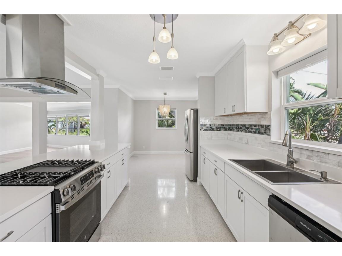 6407 1st Palm Point Saint Pete Beach FL 33706 TB8390901 image18