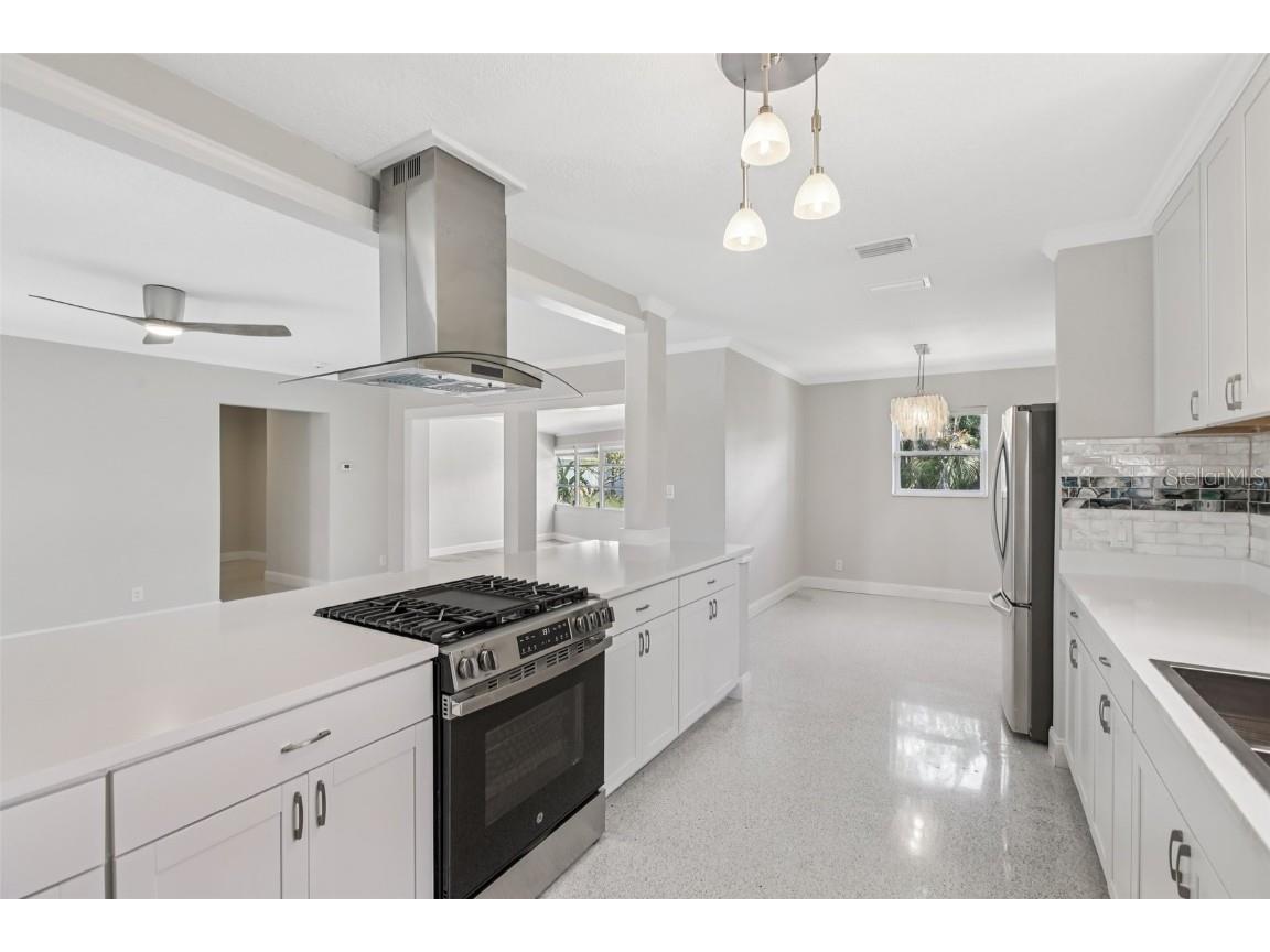 6407 1st Palm Point Saint Pete Beach FL 33706 TB8390901 image19