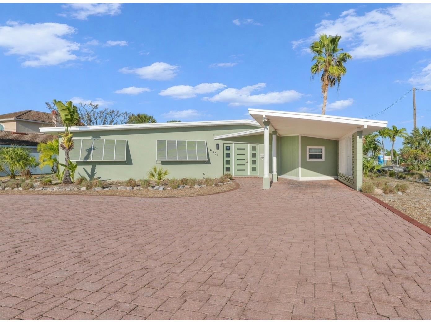 6407 1st Palm Point Saint Pete Beach FL 33706 TB8463444 image1