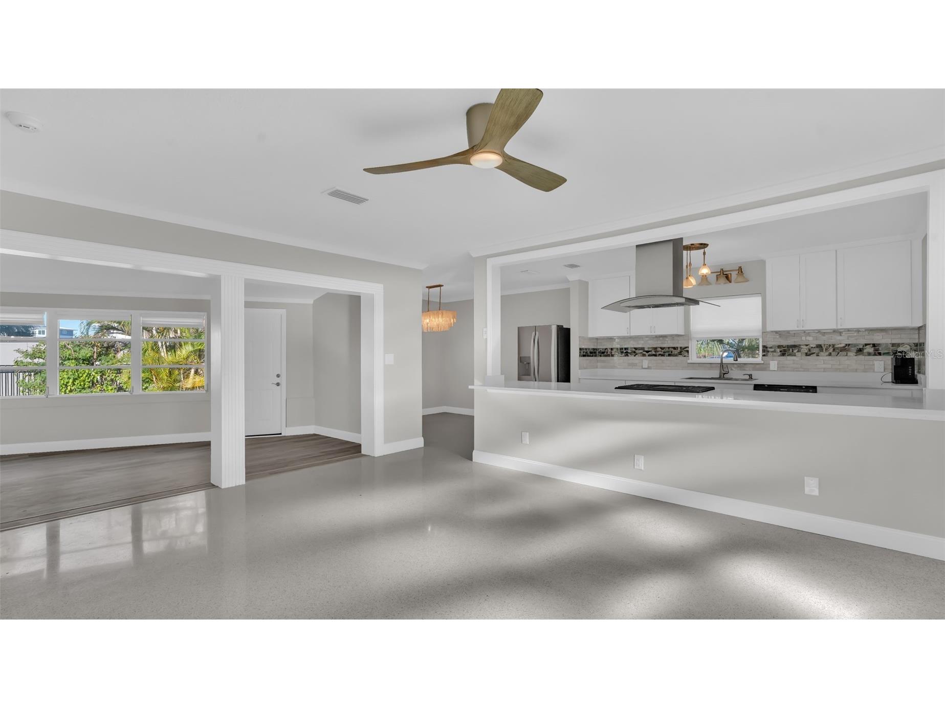 6407 1st Palm Point Saint Pete Beach FL 33706 TB8463444 image5