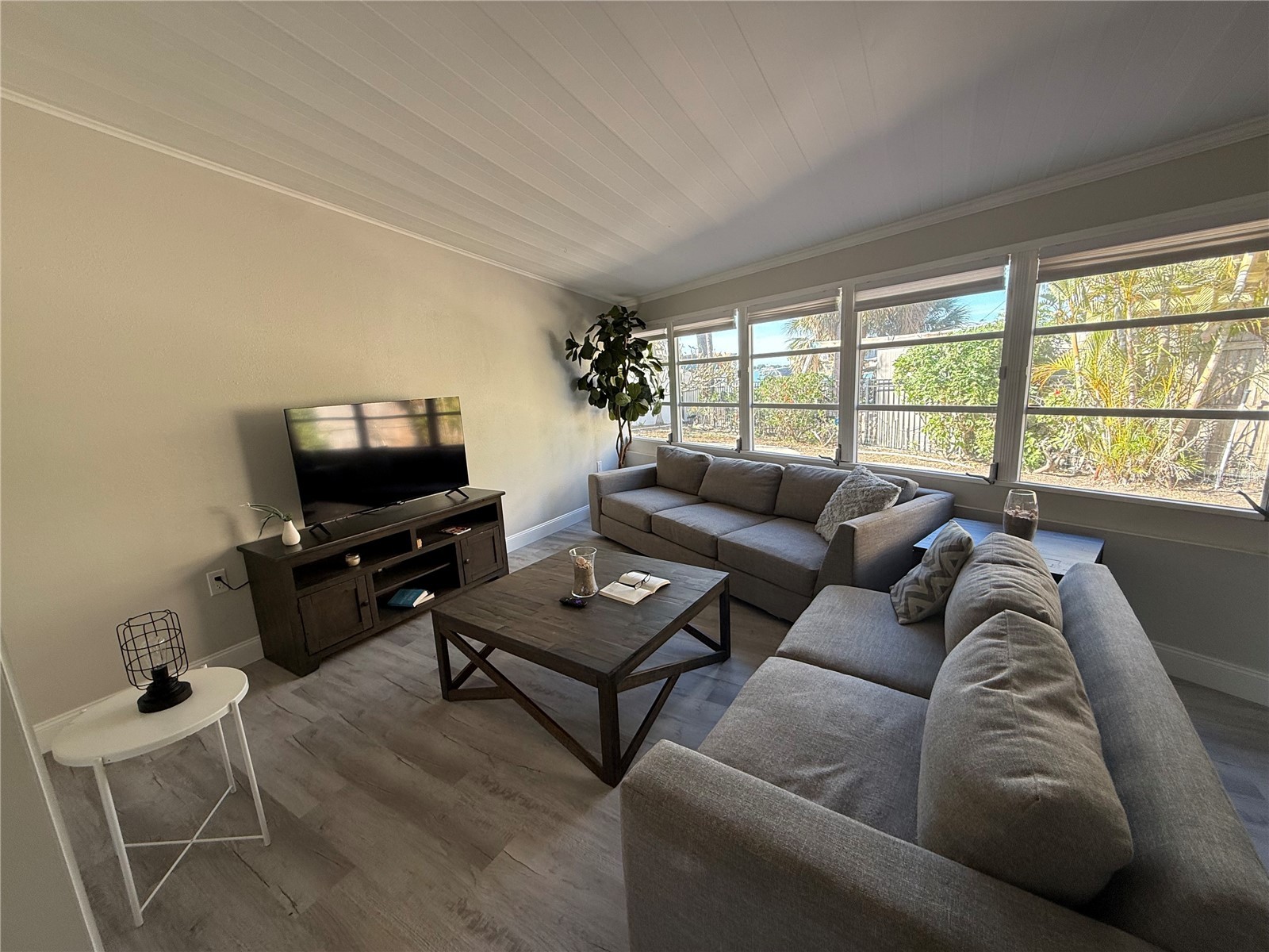 6407 1st Palm Point Saint Pete Beach FL 33706 TB8516089 image3