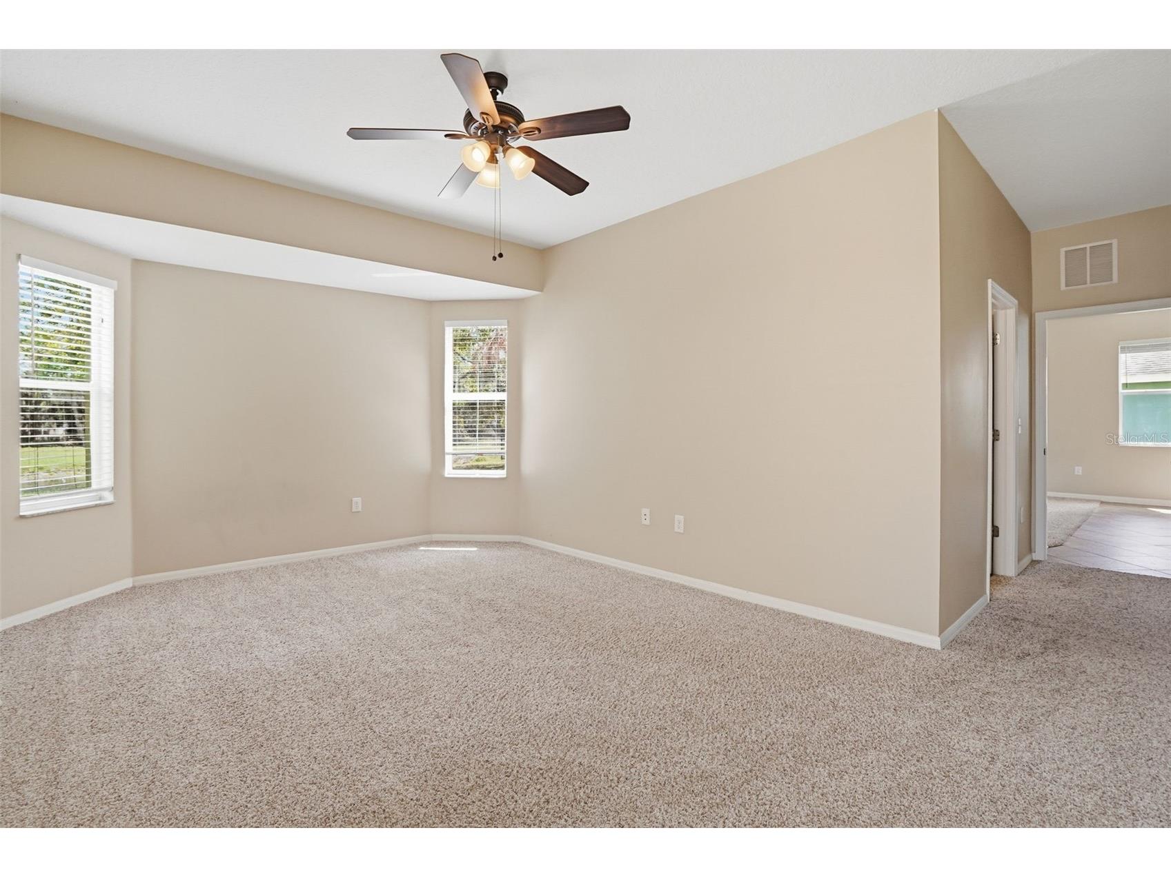 6407 Bridgecrest Drive Lithia FL 33547 O6389430 image24
