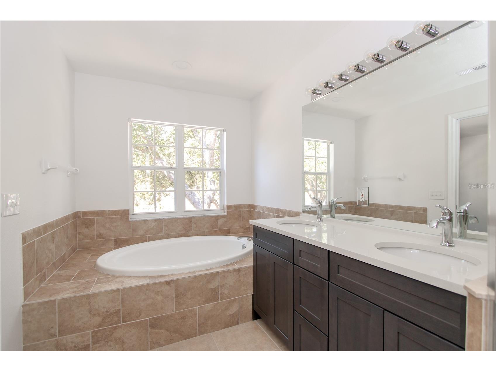 6407 Rosefinch Court #104 Lakewood Ranch FL 34202 TB8481130 image22