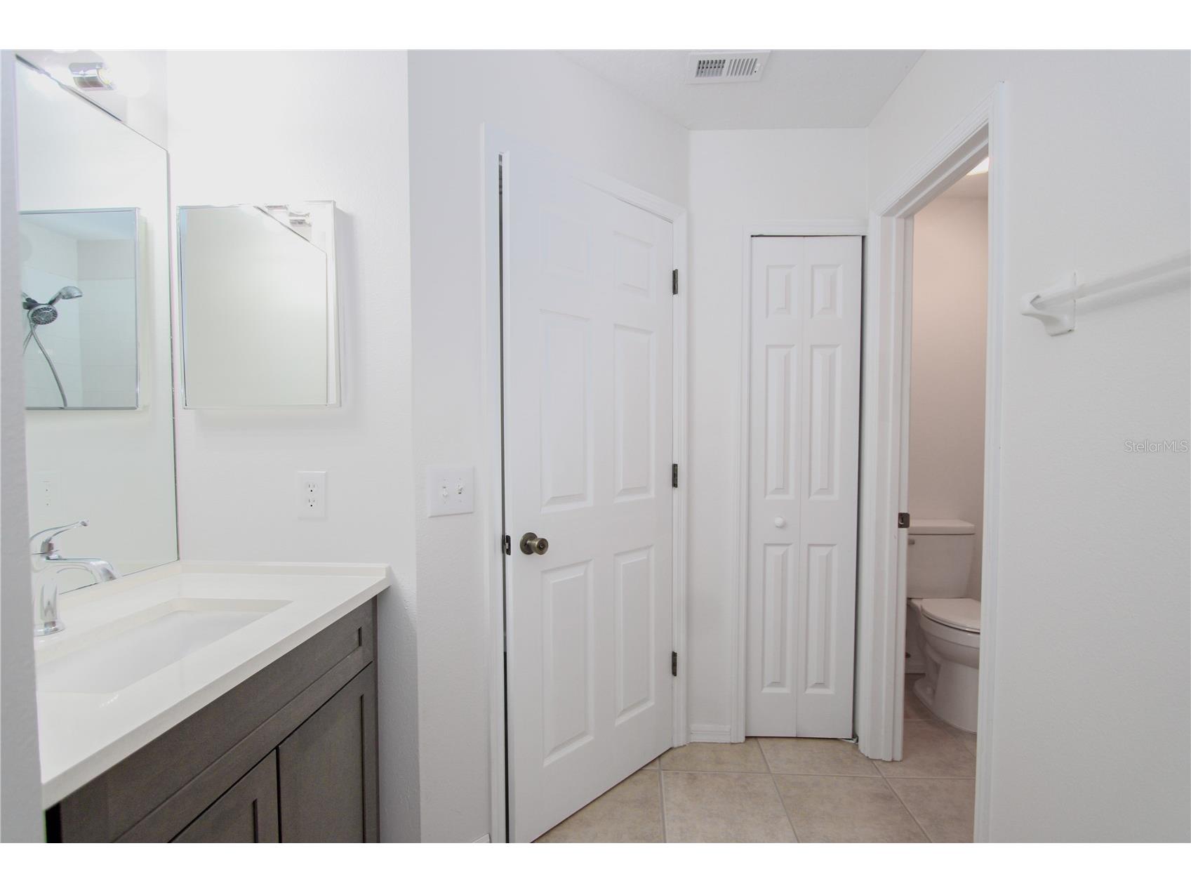 6407 Rosefinch Court #104 Lakewood Ranch FL 34202 TB8481130 image26