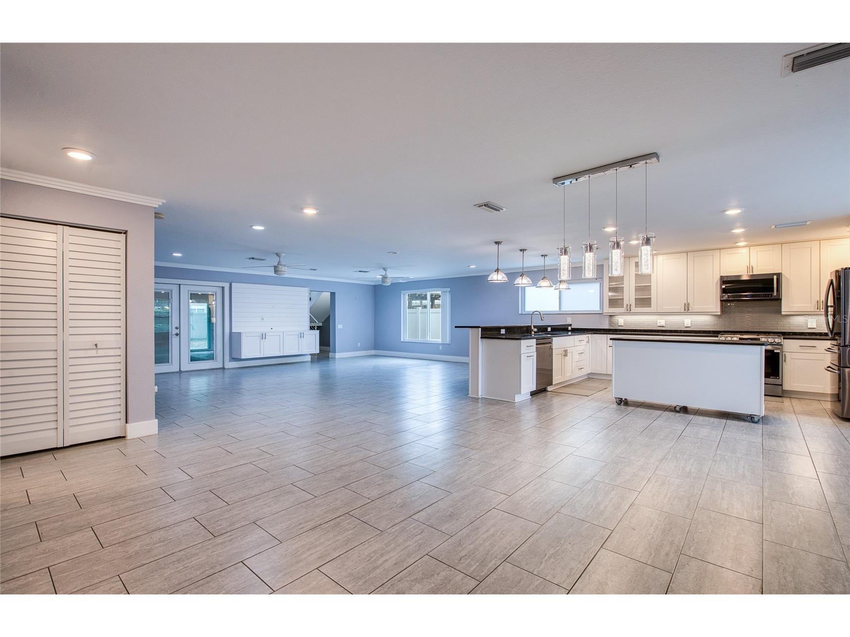 6408 7th Avenue N Saint Petersburg FL 33710 TB8475191 image4