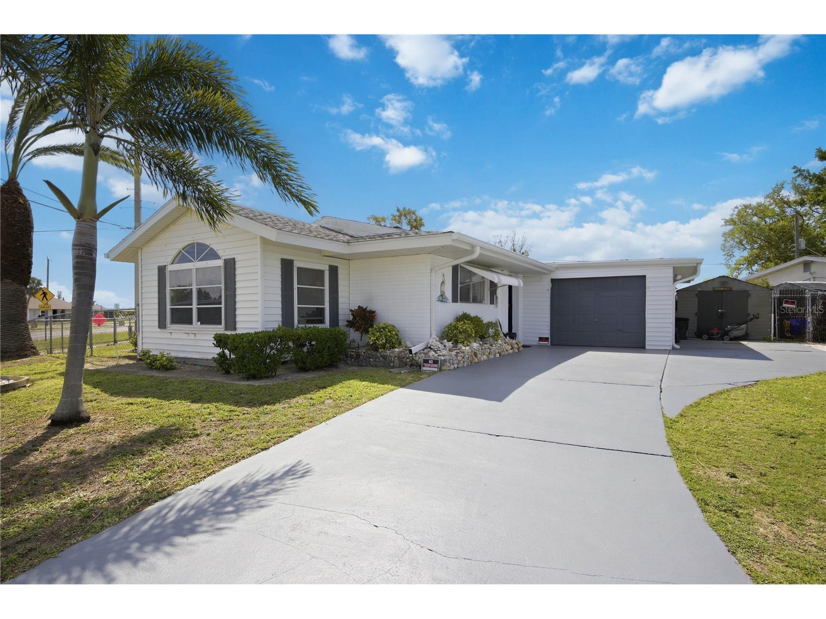 6408 Pan American Boulevard North Port FL 34287 A4686795 image1