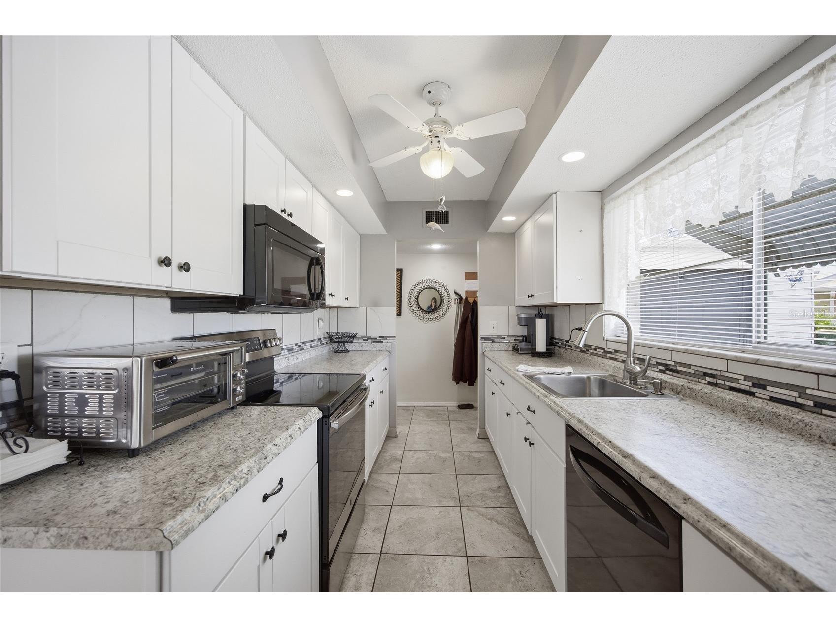 6408 Pan American Boulevard North Port FL 34287 A4686795 image23