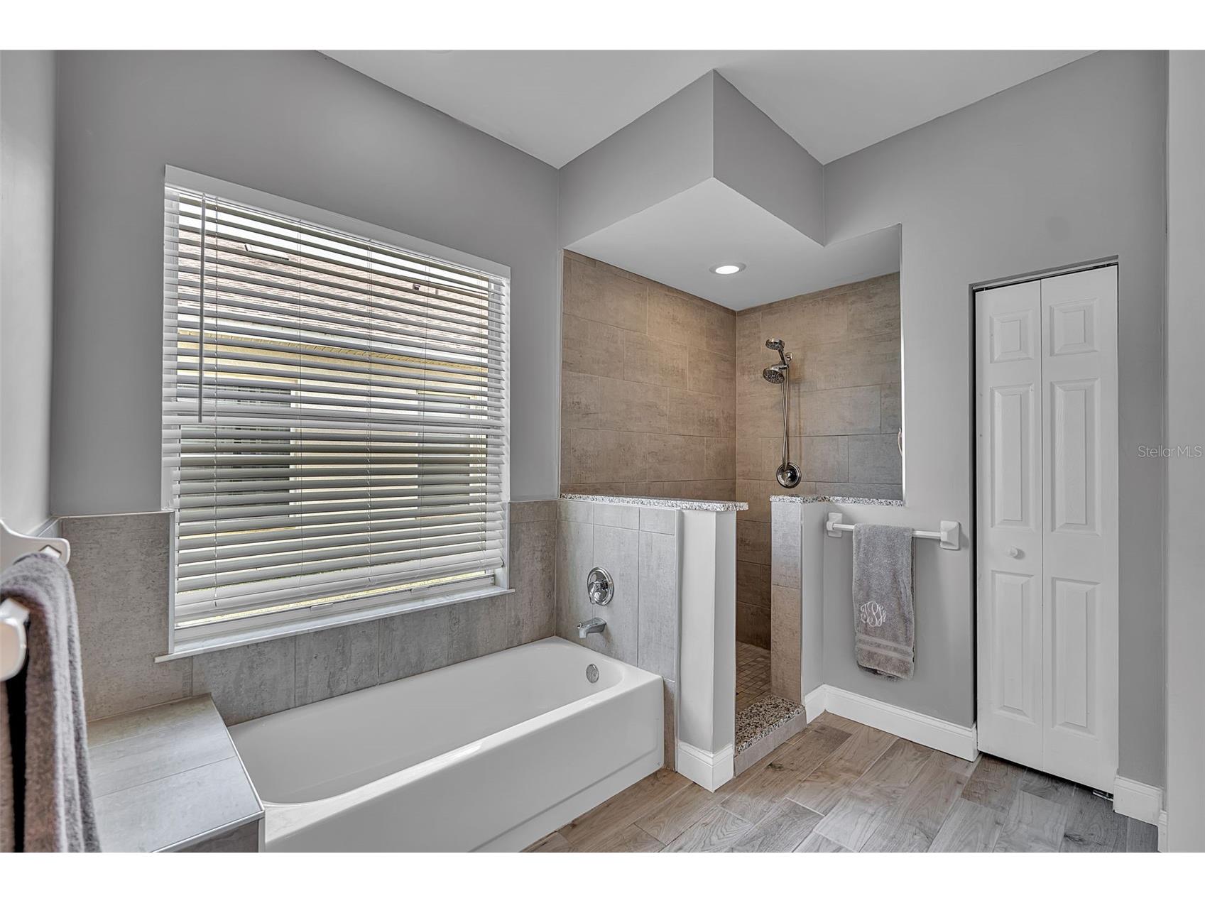 6409 Fetterbush Lane Lakewood Ranch FL 34202 A4697499 image26
