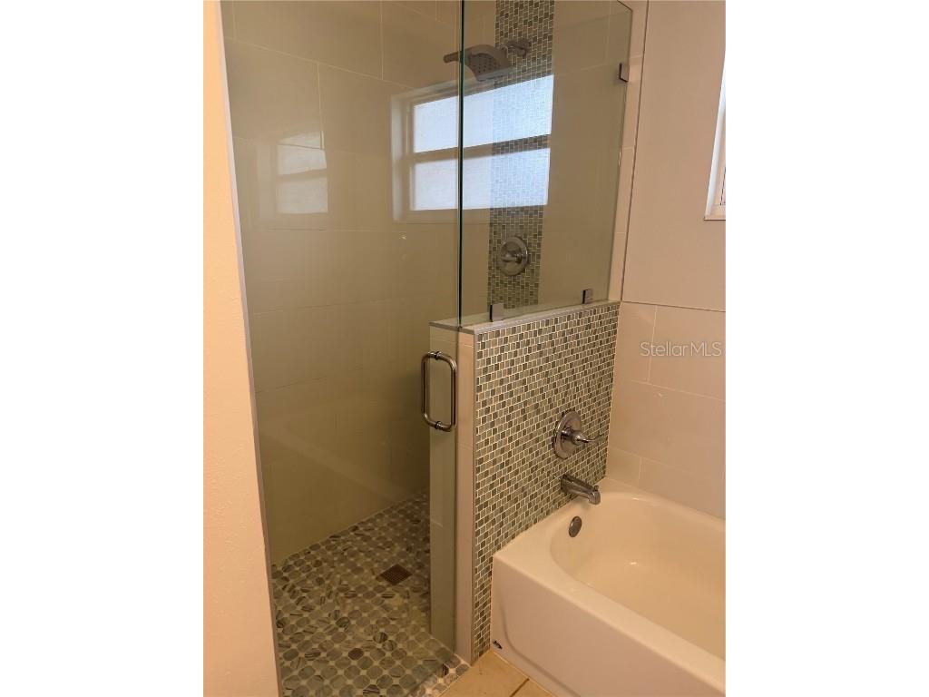 6409 Golden Leaf Court Lakewood Ranch FL 34202 A4670103 image12