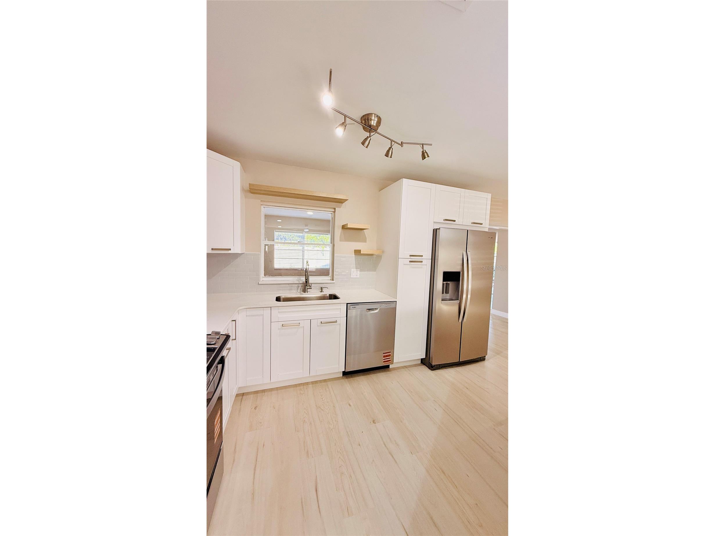 6409 Rosewood Drive Tampa FL 33615 TB8506911 image16