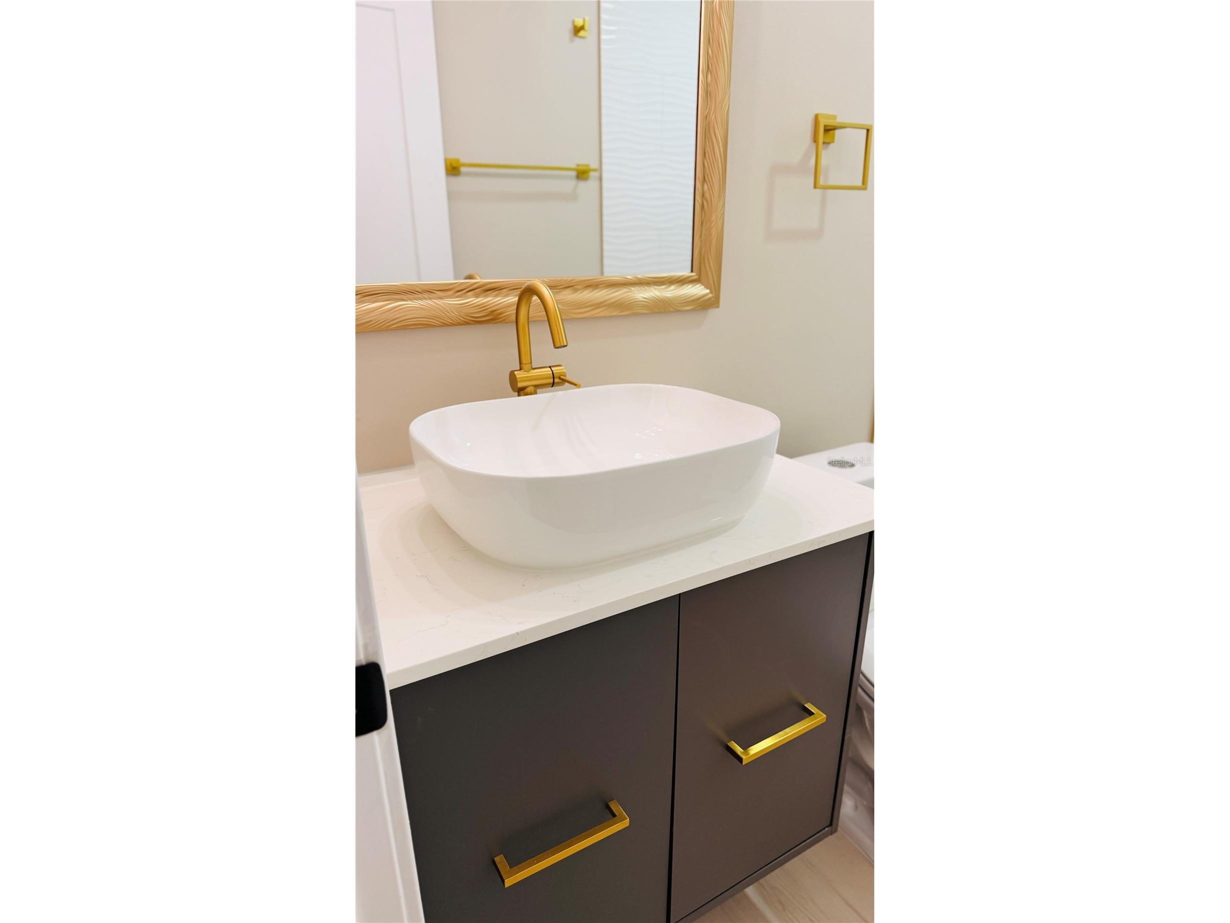 6409 Rosewood Drive Tampa FL 33615 TB8506911 image36