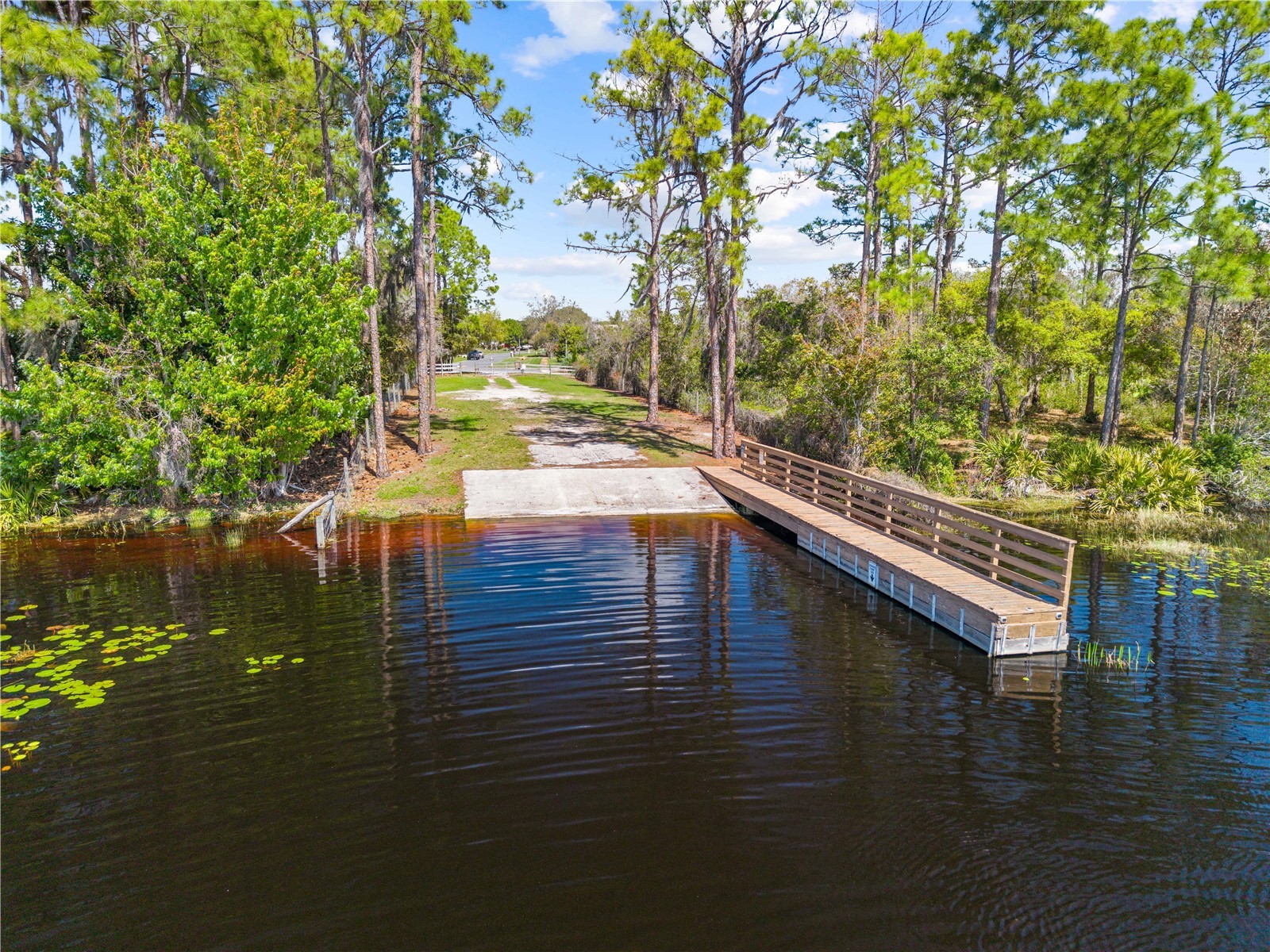 6409 Shoreline Court Saint Cloud FL 34771 - LAKE LIZZIE S5145648 image46