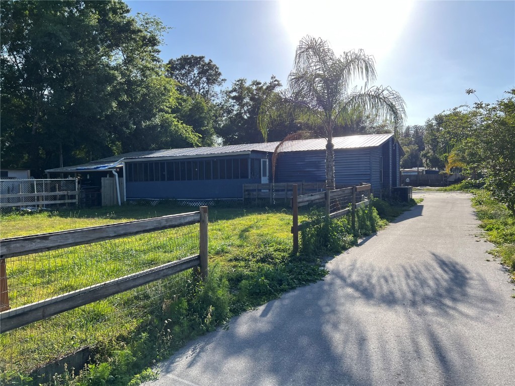 6409 Woodsman Drive Wesley Chapel FL 33544 W7853726 image1