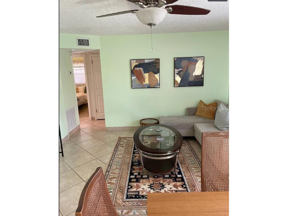 641 Folsom Street S Saint Petersburg FL 33707 TB8509836 image2