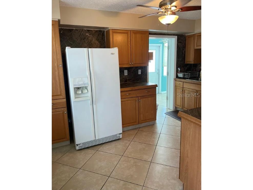 641 Folsom Street S Saint Petersburg FL 33707 TB8509836 image5