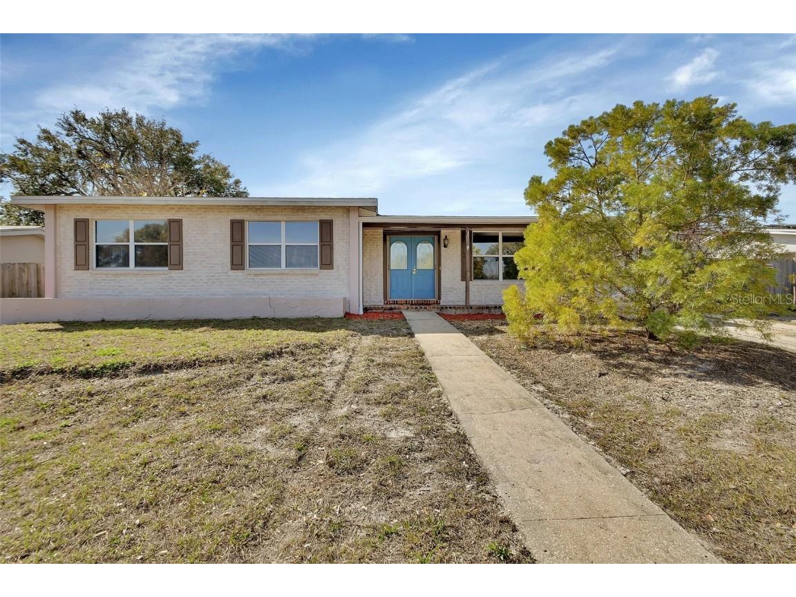 641 Hartley Avenue Deltona FL 32725 V4940587 image1