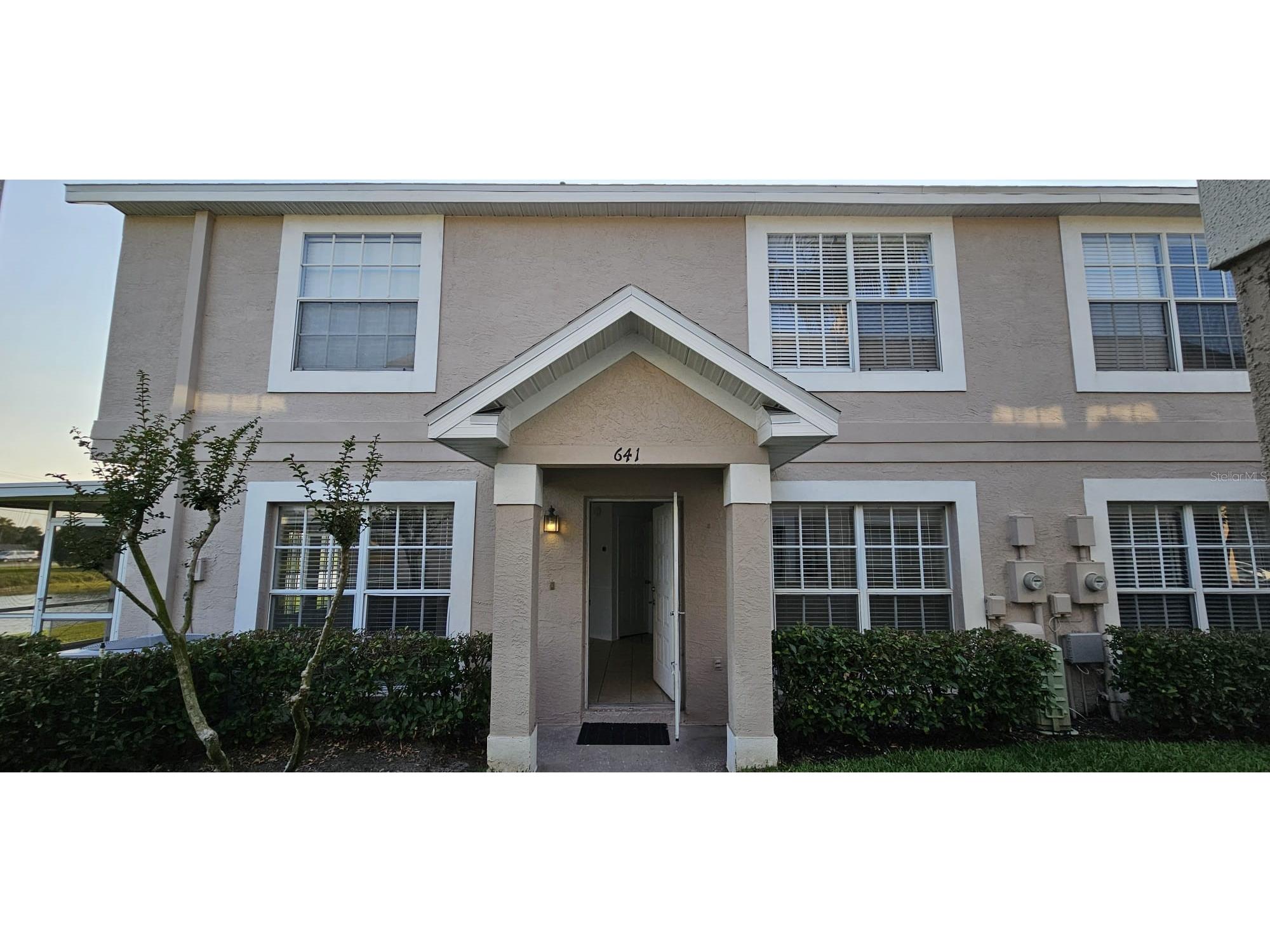 641 Kensington Lake Circle Brandon FL 33511 TB8481528 image1