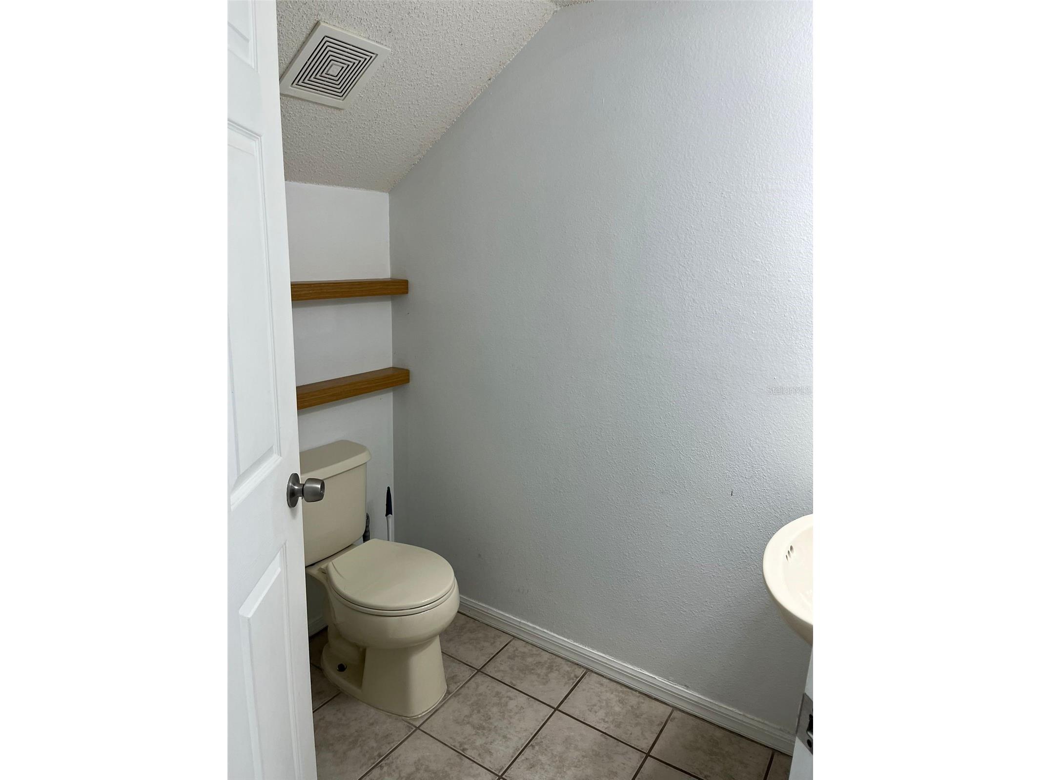641 Kensington Lake Circle Brandon FL 33511 TB8481528 image10