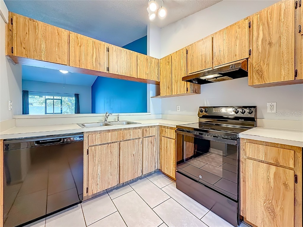 641 Laguna Vista Court Largo FL 33771 TB8437973 image8