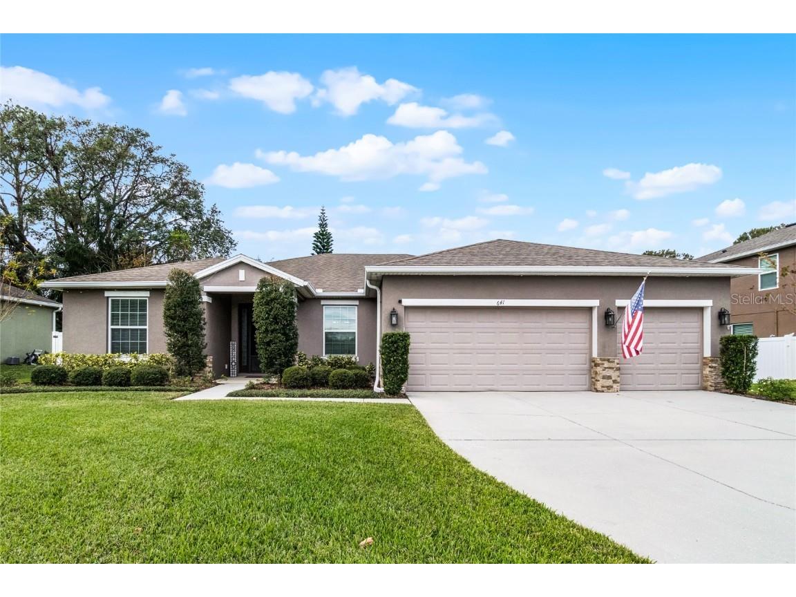 641 Lake Cove Pointe Circle Winter Garden FL 34787 O6269150 image1