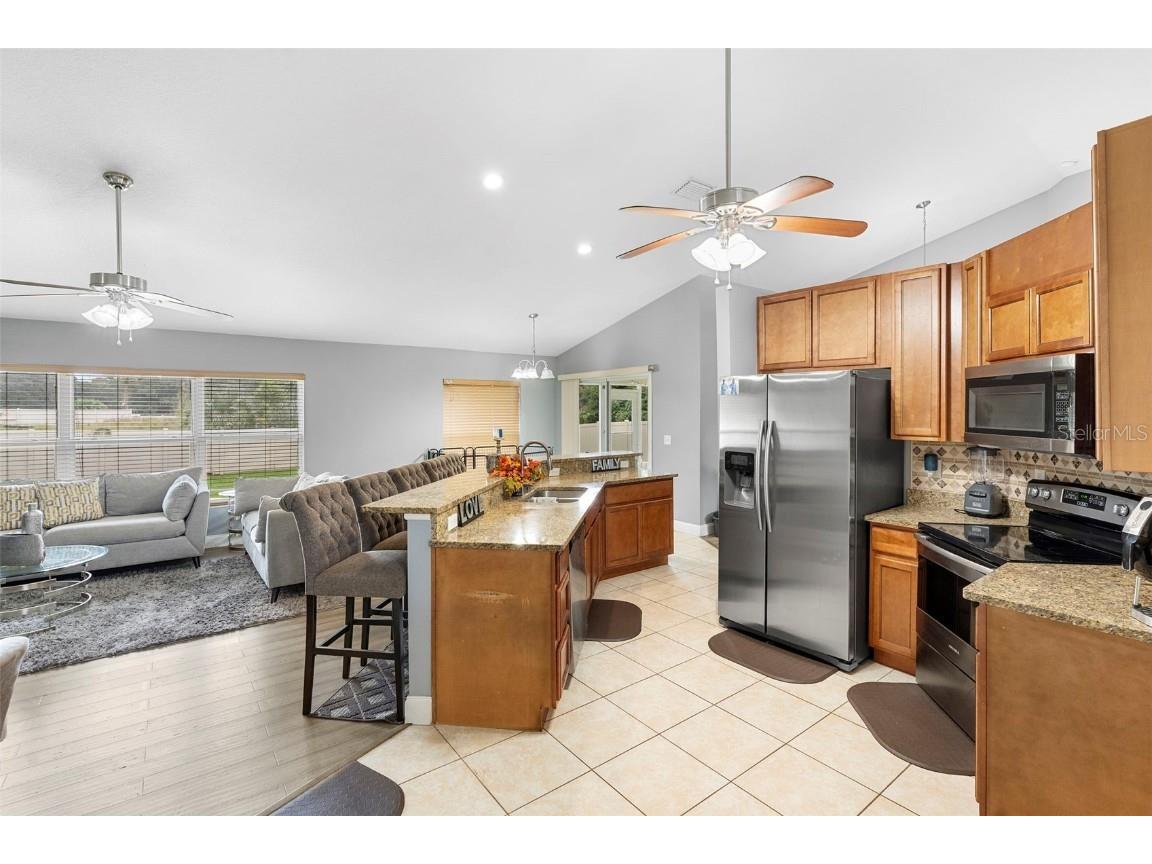 641 Rhodes Drive Deland FL 32720 V4945503 image13