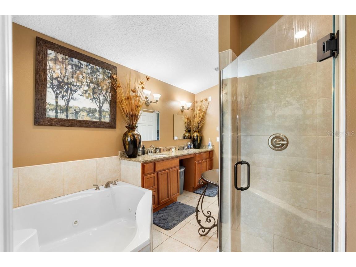 641 Rhodes Drive Deland FL 32720 V4945503 image16