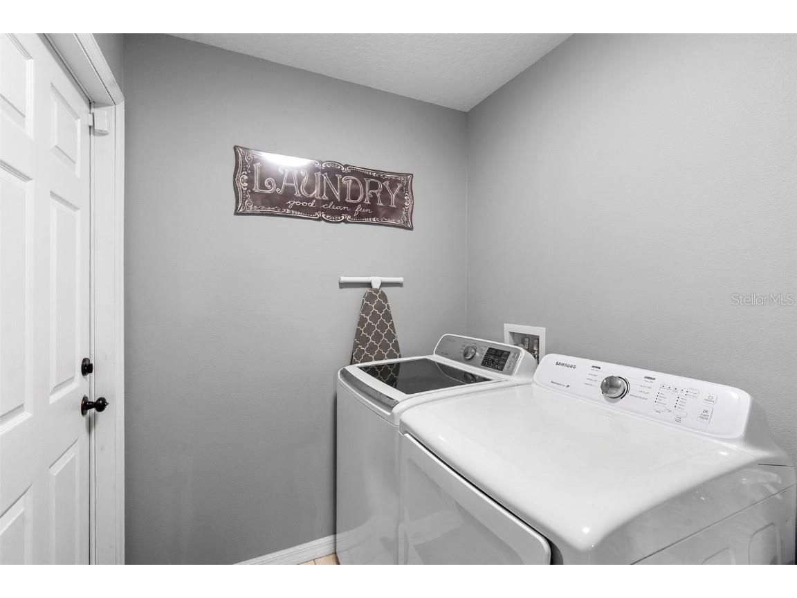 641 Rhodes Drive Deland FL 32720 V4945503 image21