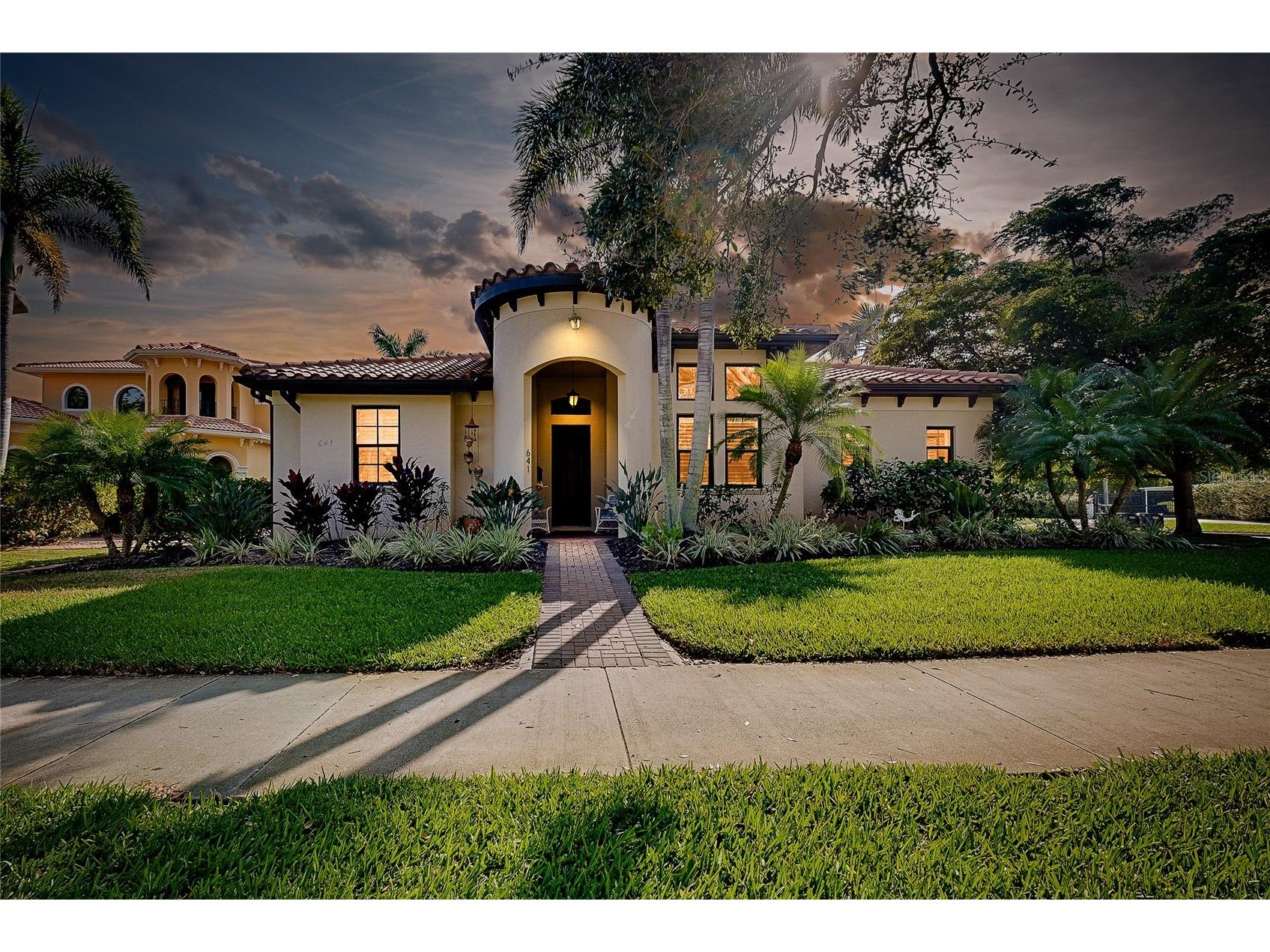 641 W Venice Avenue Venice FL 34285 A4677340 image1