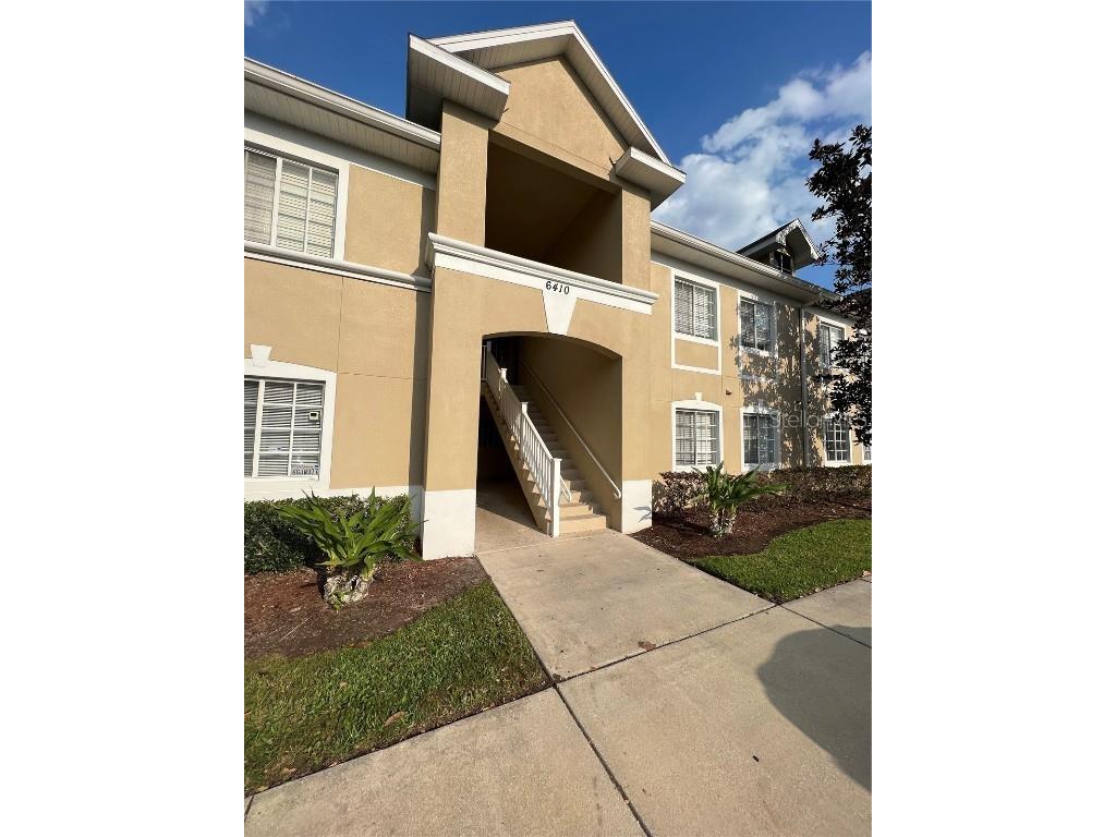 6410 Hollydale Place #202 Riverview FL 33578 T3433355 image1