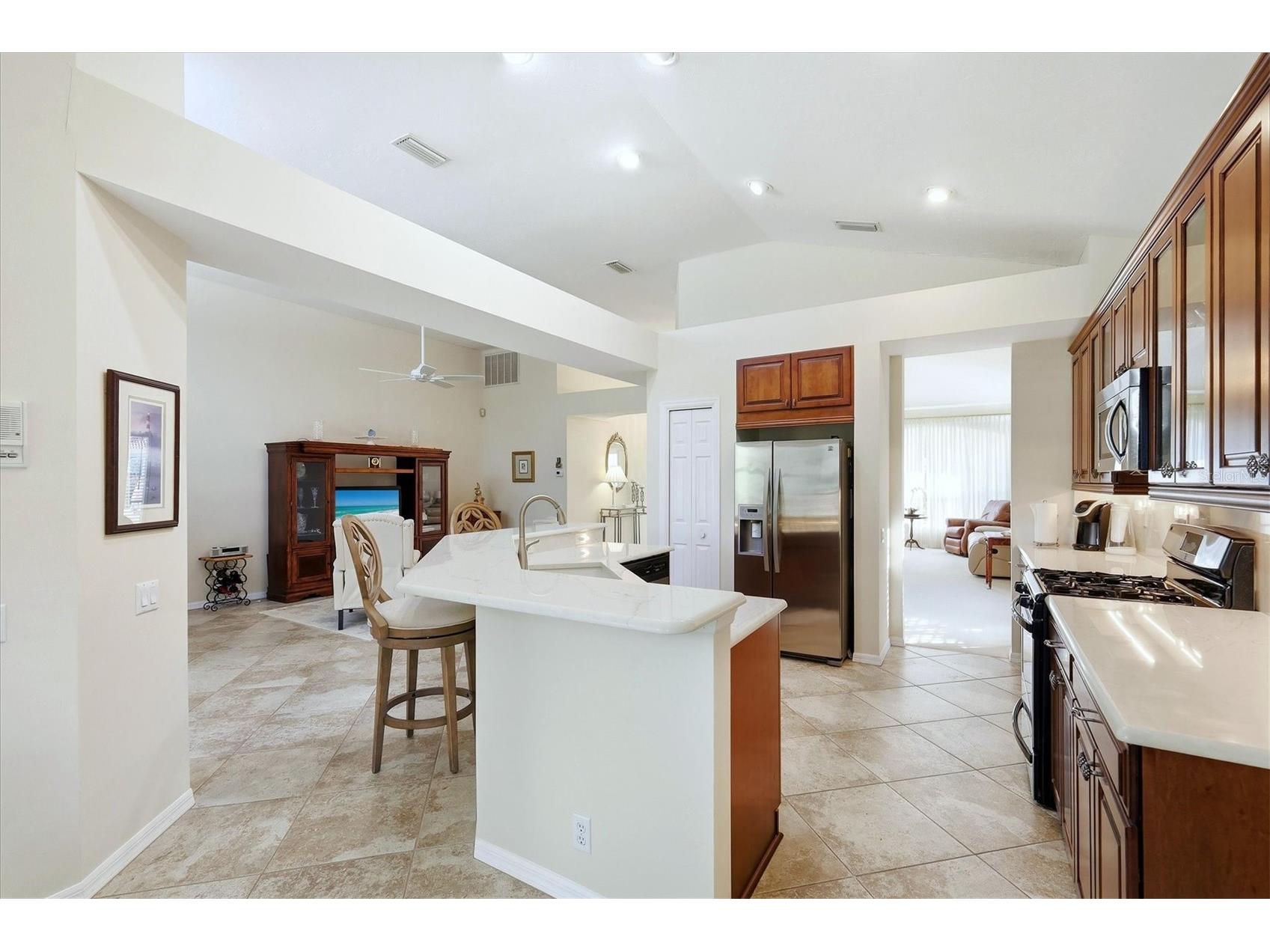 6411 Berkshire Place University Park FL 34201 A4683463 image17