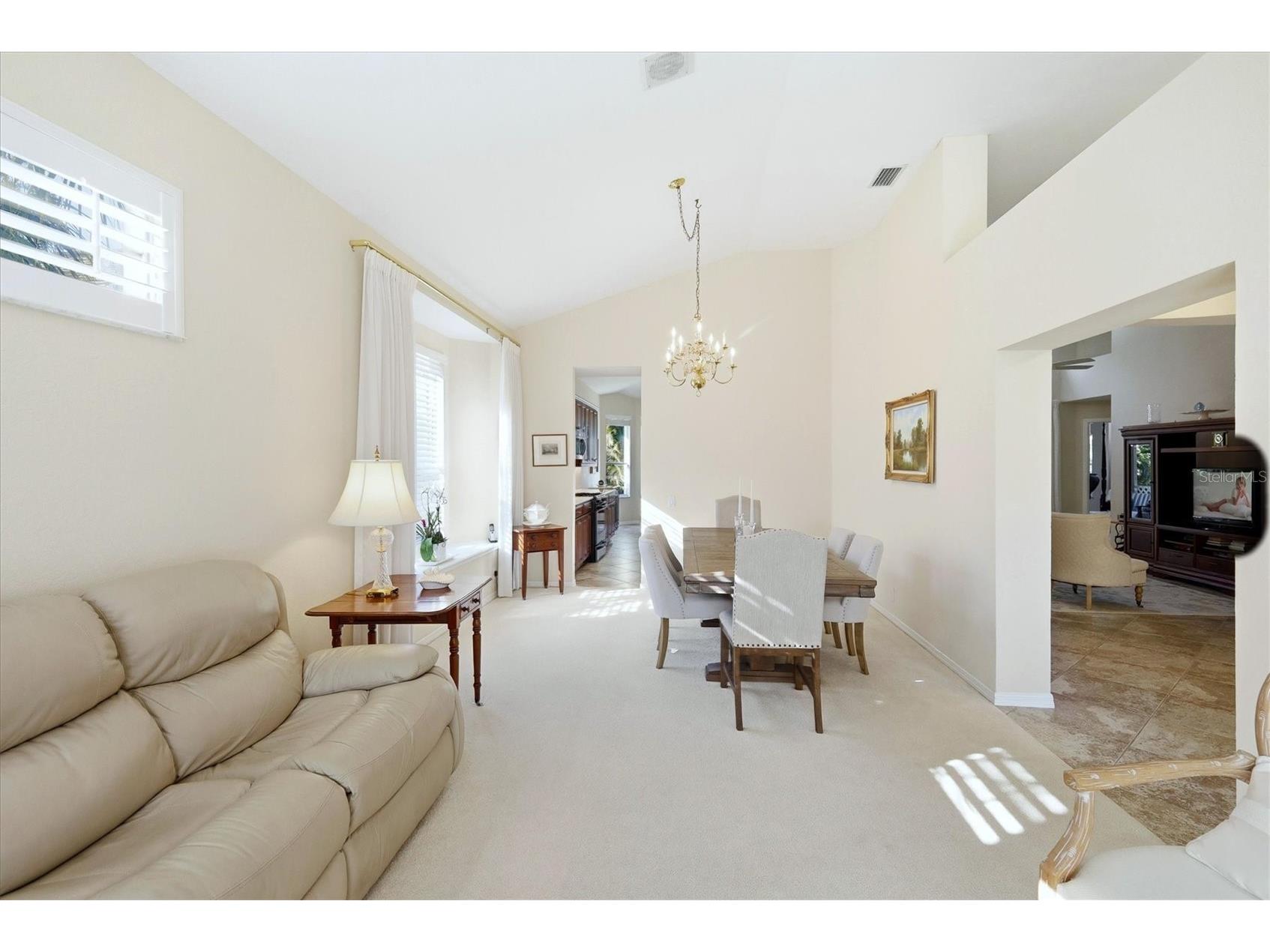 6411 Berkshire Place University Park FL 34201 A4683463 image8