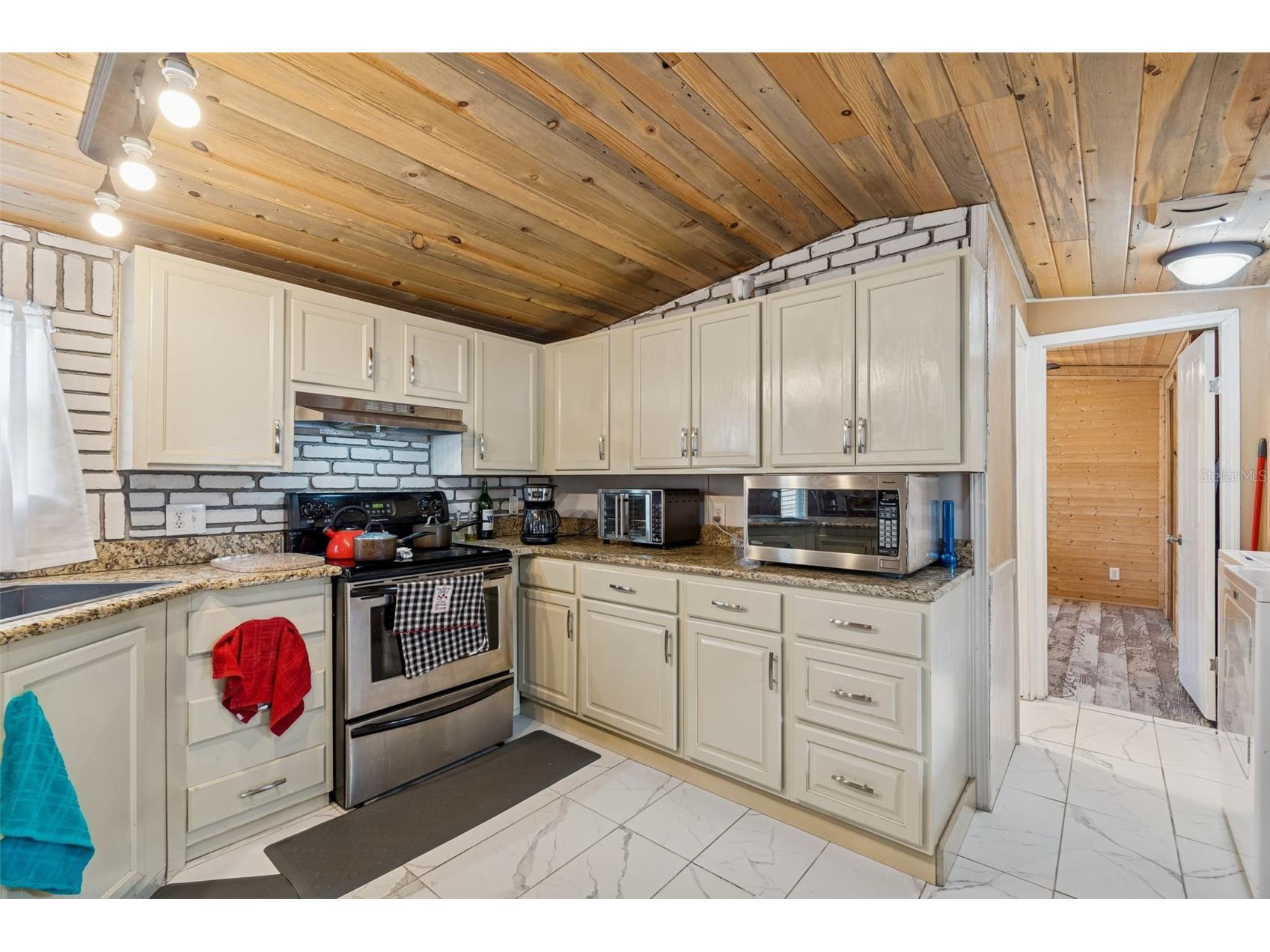 6411 Holloman Creek Court Plant City FL 33565 TB8476420 image26