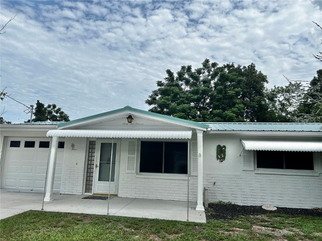 6411 Kelso Drive Port Richey FL 34668 W7861620 image1